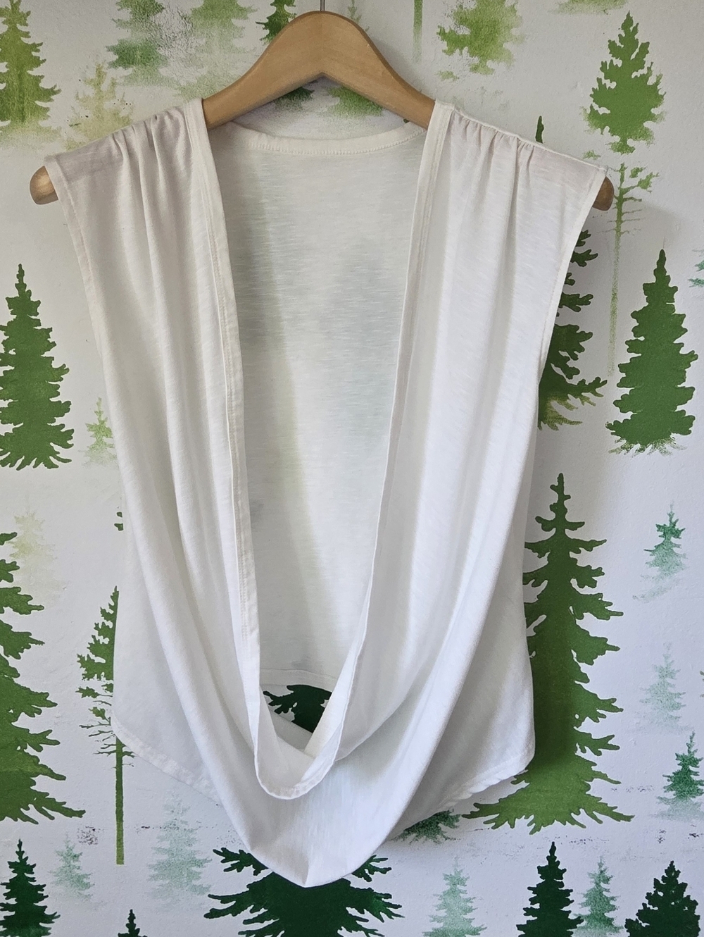 SHEIN White Draped Sleeveless Front Open Top